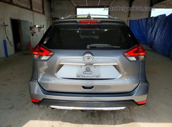 JN8AT2MV2HW026612 2017 NISSAN ROGUE Gray Rear view