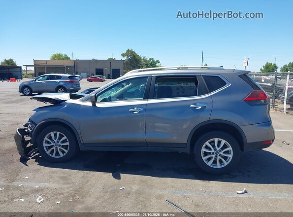 JN8AT2MV2JW300400 2018 NISSAN ROGUE Gray Rear interior view