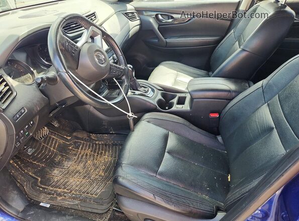 JN8AT2MV2JW304740 2018 NISSAN ROGUE Blue Front interior view