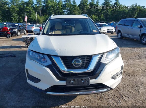 JN8AT2MV2LW111538 2020 NISSAN ROGUE Белый Вид задней части салона