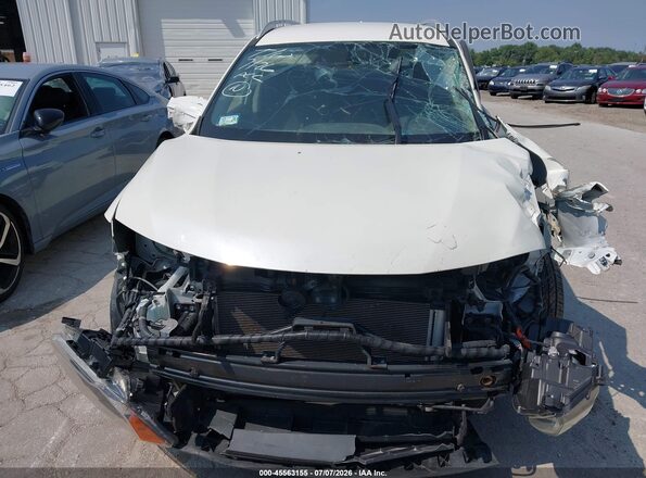 JN8AT2MV3HW002075 2017 NISSAN ROGUE White Вид задньої частини салону