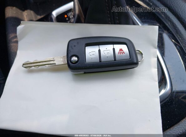 JN8AT2MV3HW004327 2017 NISSAN ROGUE Белый Вид панели приборов