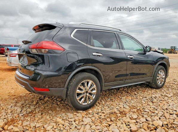 JN8AT2MV3HW018261 2017 NISSAN ROGUE Black Trasero derecho