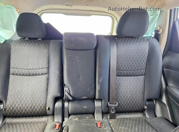 JN8AT2MV3HW264386 2017 NISSAN ROGUE Black Հետևի նստատեղերի տեսք