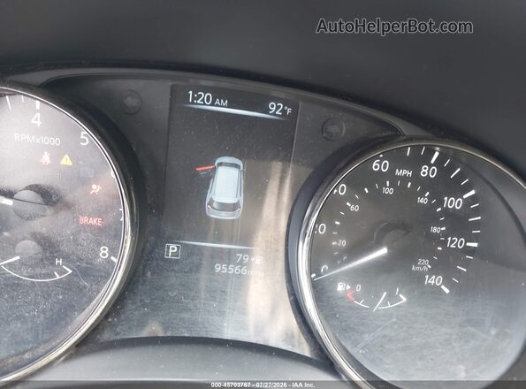 JN8AT2MV3HW264419 2017 NISSAN ROGUE Red Вид задніх сидінь