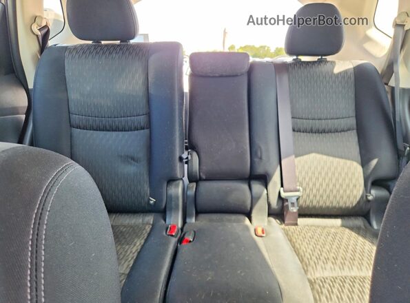 JN8AT2MV3HW278174 2017 NISSAN ROGUE Black Widok tylnych siedzeń