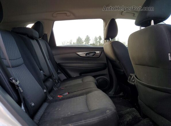 JN8AT2MV3KW395163 2019 NISSAN ROGUE Серебряный Вид задней части салона