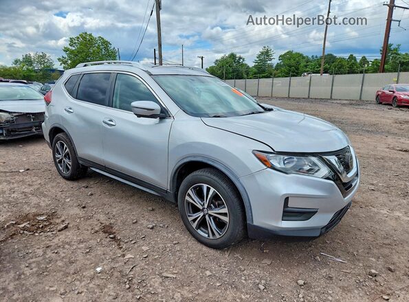 JN8AT2MV3KW401558 2019 NISSAN ROGUE Серебряный Передняя правая четверть