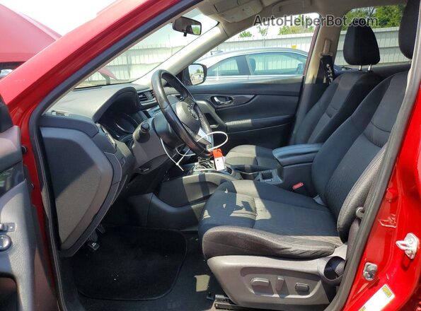 JN8AT2MV4HW271783 2017 NISSAN ROGUE Red წინა სალონის ხედი