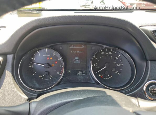 JN8AT2MV4HW271783 2017 NISSAN ROGUE Red ხელსაწყოთა პანელის ხედი