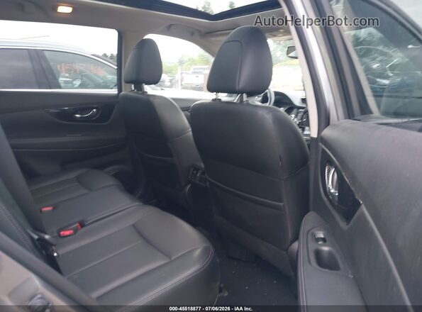 JN8AT2MV4JW350568 2018 NISSAN ROGUE Gray VIN կոդի պիտակի տեսք