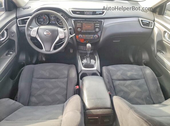 JN8AT2MV6GW149053 2016 NISSAN ROGUE Красный Вид панели приборов