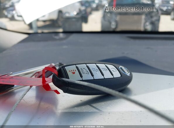 JN8AT2MV6HW280680 2017 NISSAN ROGUE White Առջևի վահանակի տեսք