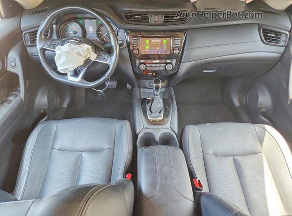 JN8AT2MV6JW321086 2018 NISSAN ROGUE Black Vista del salpicadero