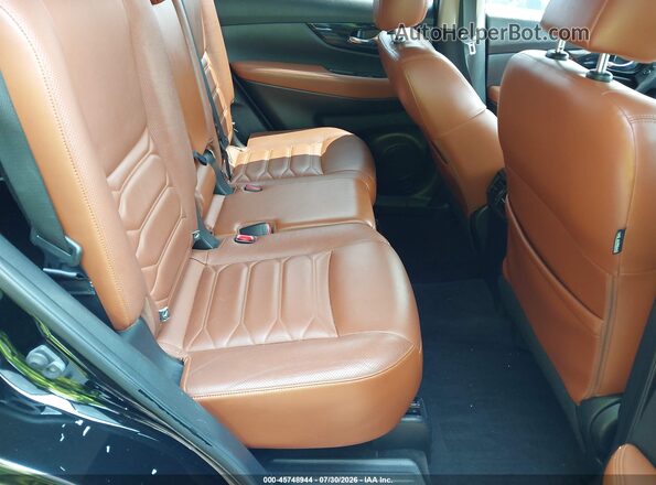 JN8AT2MV6JW325364 2018 NISSAN ROGUE Black VIN კოდის სტიკერის ხედი