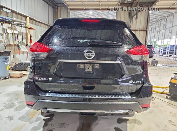 JN8AT2MV7JW312395 2018 NISSAN ROGUE Charcoal Rear view