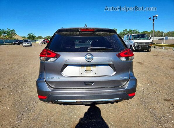 JN8AT2MV7JW316513 2018 NISSAN ROGUE Gray უკანა ხედი