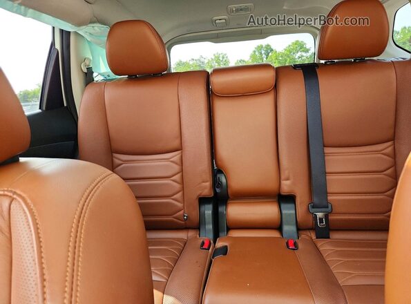 JN8AT2MV7JW341198 2018 NISSAN ROGUE Белый Вид задних сидений