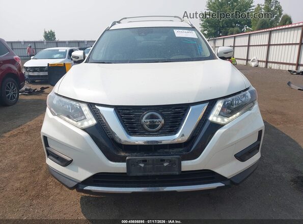 JN8AT2MV7KW380360 2019 NISSAN ROGUE White Widok wnętrza z tyłu