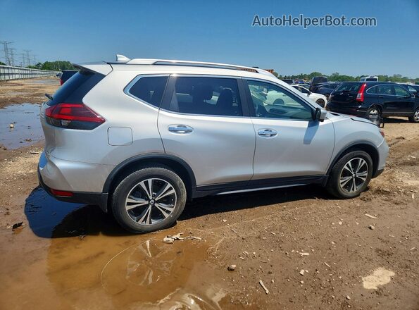 JN8AT2MV7LW120977 2020 NISSAN ROGUE Серебряный Задняя правая четверть