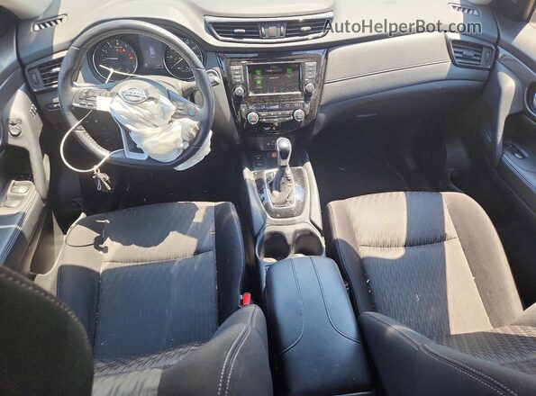 JN8AT2MV7LW120977 2020 NISSAN ROGUE Серебряный Вид панели приборов