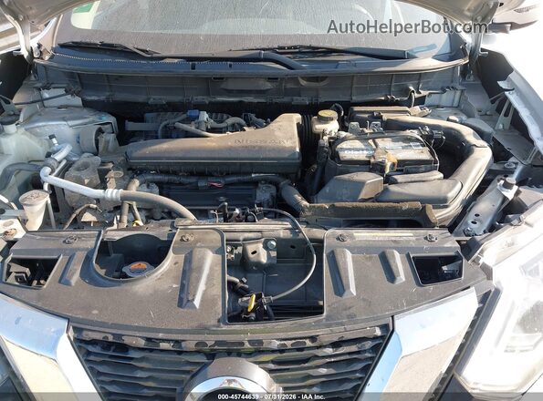 JN8AT2MV8HW258440 2017 NISSAN ROGUE Silver Հետևի տեսք