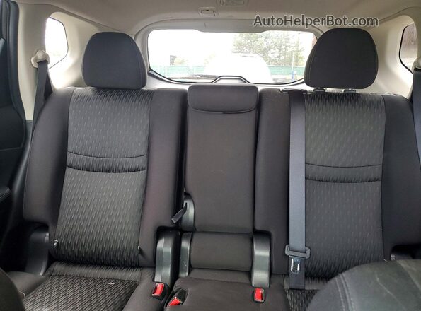JN8AT2MV8JW328475 2018 NISSAN ROGUE Black Widok tylnych siedzeń