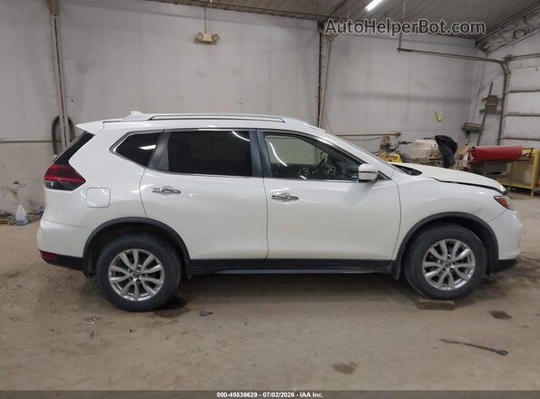 JN8AT2MV8JW351111 2018 NISSAN ROGUE White Սալոնի հետևի տեսք