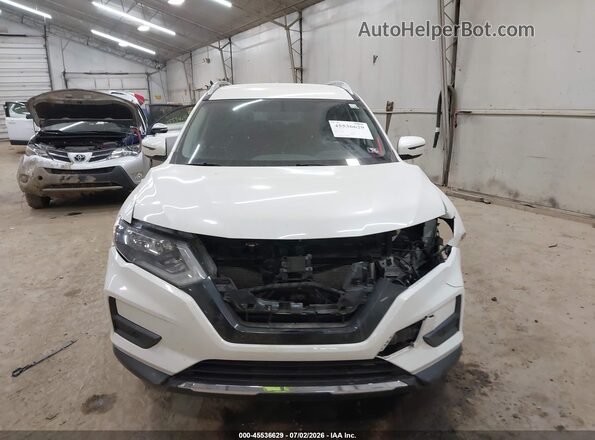JN8AT2MV8JW351111 2018 NISSAN ROGUE White Սարքավորումների վահանակի տեսք