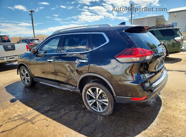 JN8AT2MV8LW140705 2020 NISSAN ROGUE Black Trasero izquierdo