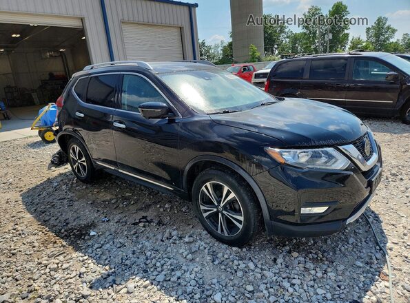 JN8AT2MV9JW321504 2018 NISSAN ROGUE Черный Передняя правая четверть