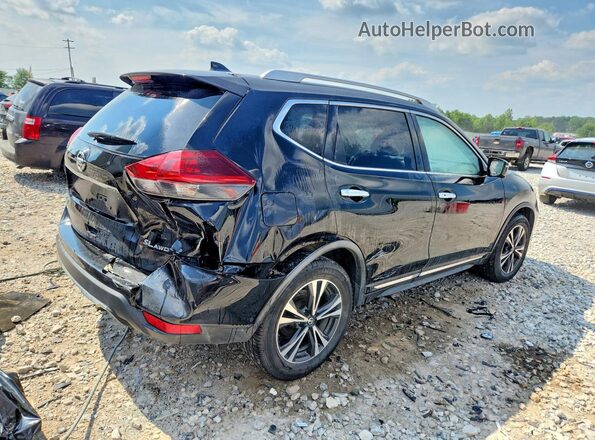 JN8AT2MV9JW321504 2018 NISSAN ROGUE Черный Задняя правая четверть
