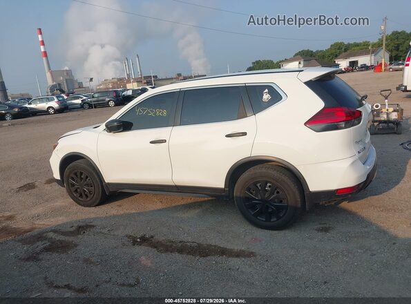 JN8AT2MVXHW014384 2017 NISSAN ROGUE Белый Панорамный вид салона 360°
