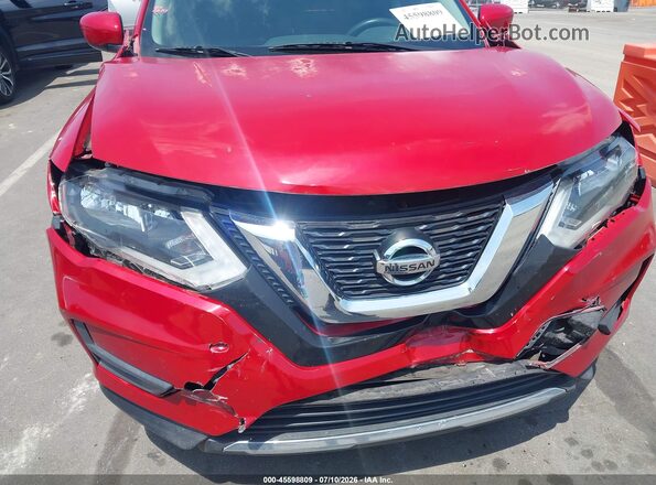 JN8AT2MVXHW254227 2017 NISSAN ROGUE Красный Вид спереди