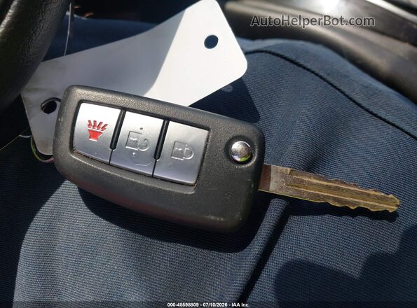 JN8AT2MVXHW254227 2017 NISSAN ROGUE Красный Вид панели приборов