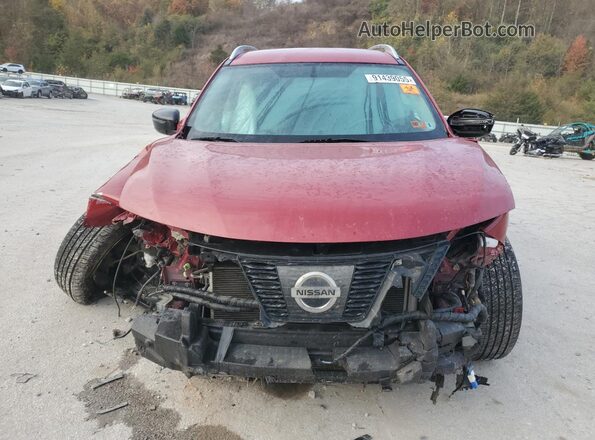 JN8AT2MVXHW284229 2017 NISSAN ROGUE Red Widok z przodu