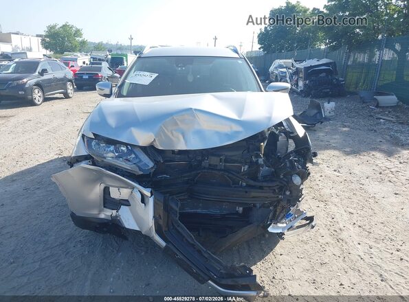 JN8AT2MVXLW121069 2020 NISSAN ROGUE Silver Սալոնի հետևի տեսք