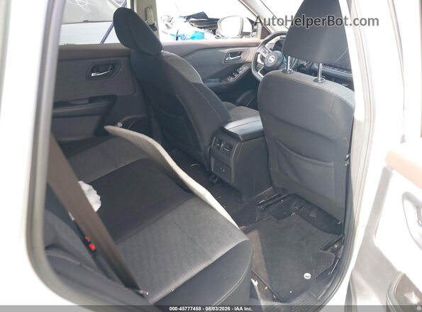 JN8AT3BA3MW014467 2021 NISSAN ROGUE White Widok naklejki z numerem VIN