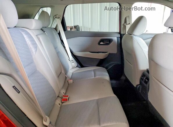 JN8AT3BB0MW209595 2021 NISSAN ROGUE Красный Вид задней части салона