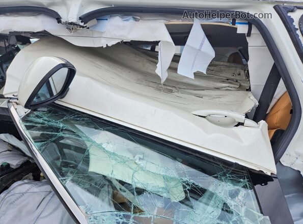 JN8AT3DD5MW303938 2021 NISSAN ROGUE White Սալոնի հետևի տեսք