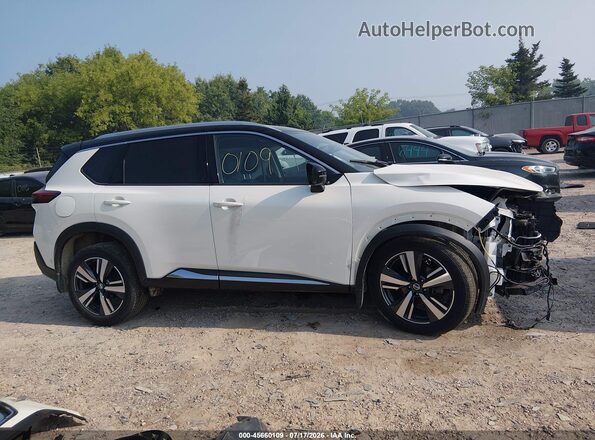 JN8AT3DDXMW312876 2021 NISSAN ROGUE White Widok wnętrza z tyłu