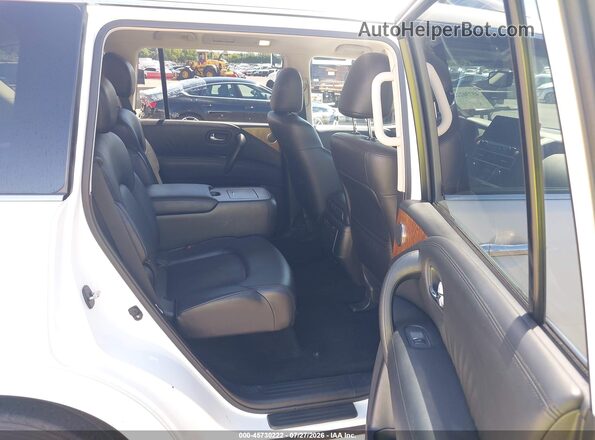 JN8AY2BB7R9851880 2024 NISSAN ARMADA White Widok naklejki z numerem VIN