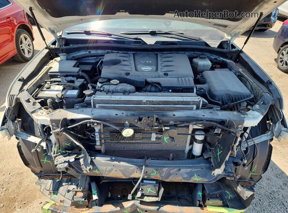 JN8AY2NC6H9503541 2017 NISSAN ARMADA White Вид підкапотного простору
