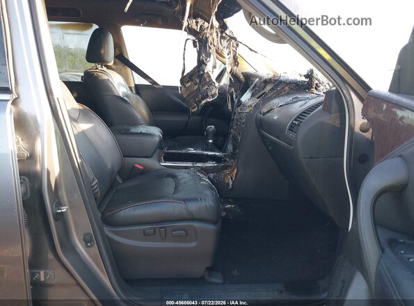 JN8AY2ND5KX008887 2019 NISSAN ARMADA Серый Вид салона спереди