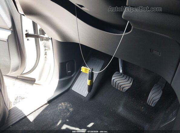 JN8AY3BA8S9000528 2025 NISSAN ARMADA White Առջևի վահանակի տեսք