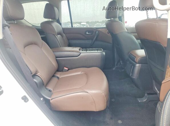 JN8AZ2AE2R9328114 2024 INFINITI QX80 White უკანა სალონის ხედი