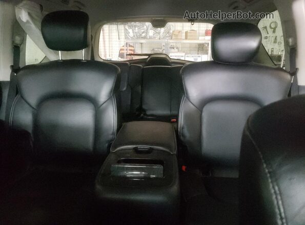 JN8AZ2AE4M9268247 2021 INFINITI QX80 White Vista de los asientos traseros