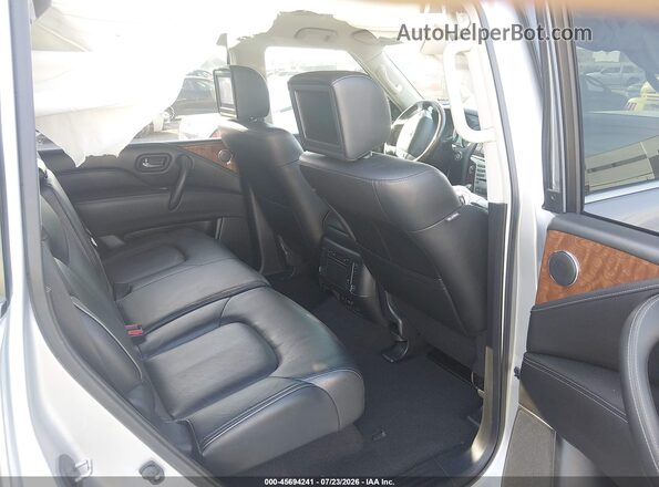 JN8AZ2ND4J9840267 2018 INFINITI QX80 Silver Widok naklejki z numerem VIN