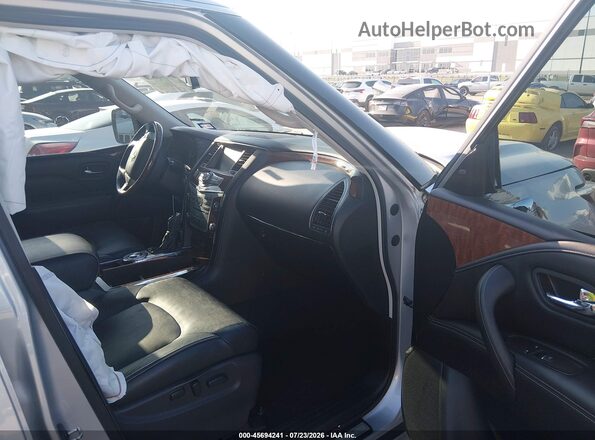 JN8AZ2ND4J9840267 2018 INFINITI QX80 Silver Widok wnętrza z przodu