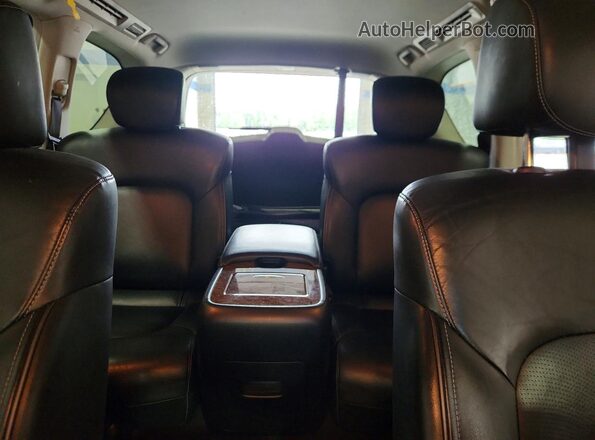 JN8AZ2NF8H9640472 2017 INFINITI QX80 Blue Հետևի նստատեղերի տեսք